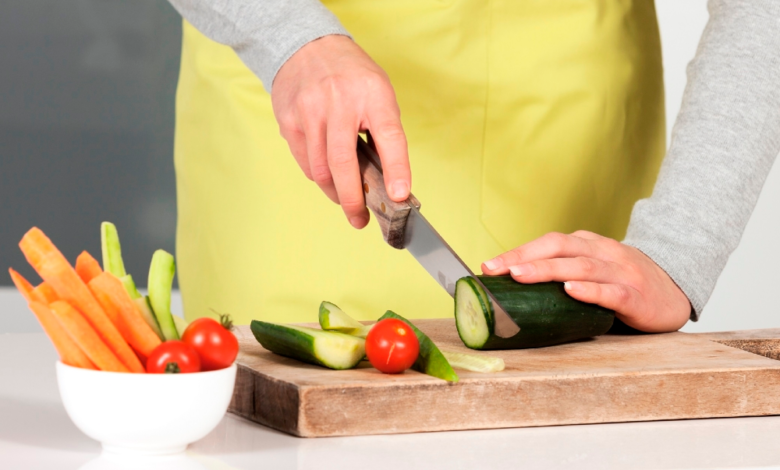 نصائح الغذاء والدواء لسلامة الطعام ومنع البكتيريا في المنزل