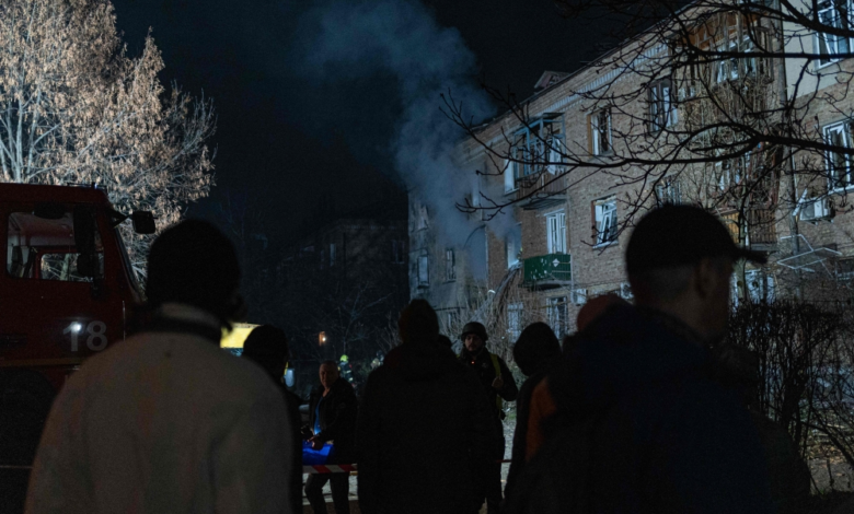 Russian airstrikes cut off electricity to 600,000 Ukrainians in Kyiv and Kharkiv