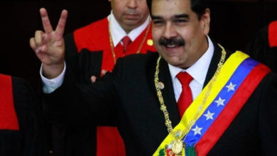 مادورو يتحدى واشنطن ويرفض سلام العبيد وسط توتر عسكري
