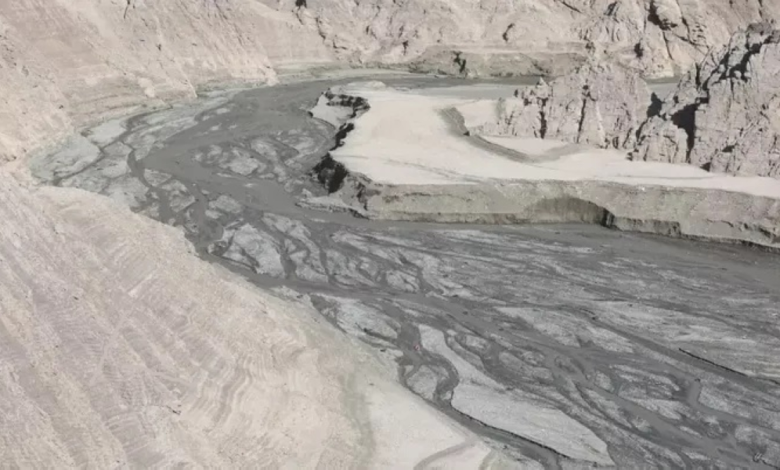 الجفاف في إيران: انخفاض مخزون سدود طهران 55% ينذر بكارثة