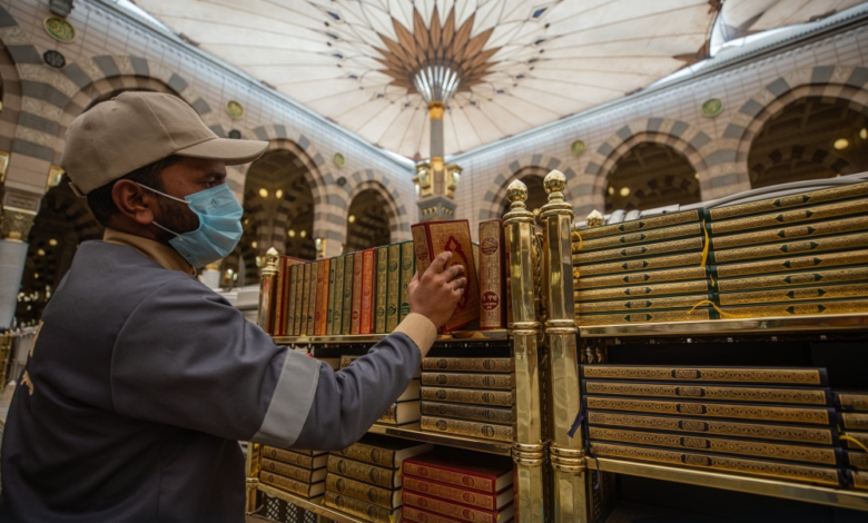 استعدادات المسجد النبوي لاستقبال المصلين يوم الجمعة بخدمات متكاملة