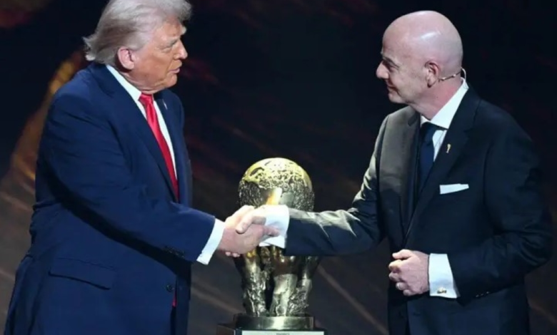 ترامب يحصد جائزة فيفا للسلام في قرعة مونديال 2026