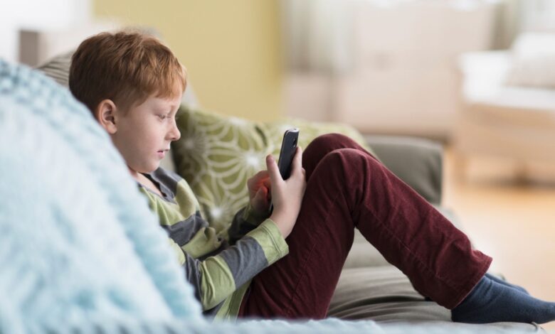 The dangers of social media on children's brains: A study reveals the hidden truth