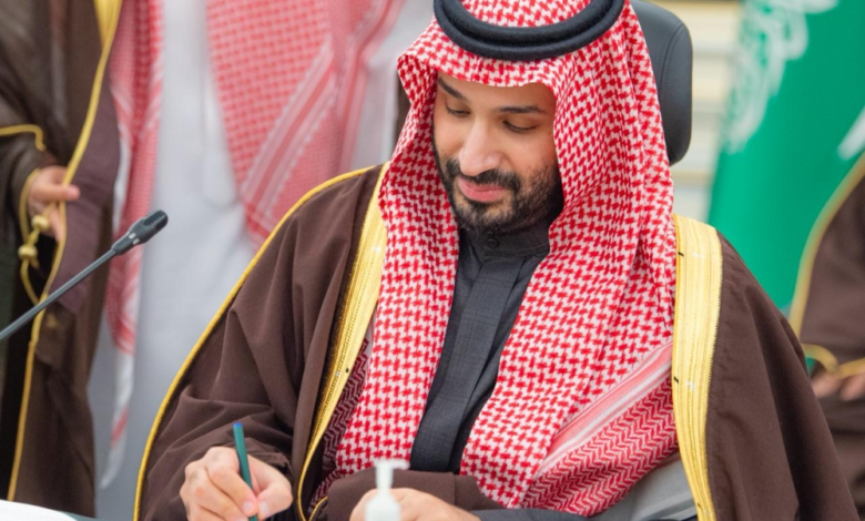 Crown Prince and Emir of Qatar hold talks at Al-Yamamah Palace to strengthen relations