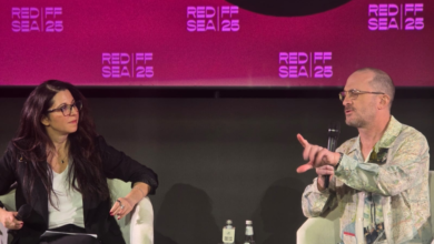 دارين أرنوفسكي في مهرجان البحر الأحمر: الذكاء الاصطناعي وفيلم ماسك