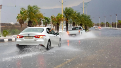إنذار أحمر: أمطار غزيرة وسيول تضرب الشرقية والرياض اليوم
