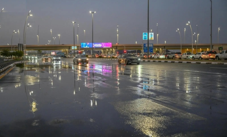 أمطار الشرقية: إنذار أحمر وسيول في 10 محافظات وتنبيهات هامة