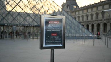 إضراب متحف اللوفر: إعادة فتح جزئي وأزمة أمنية في باريس