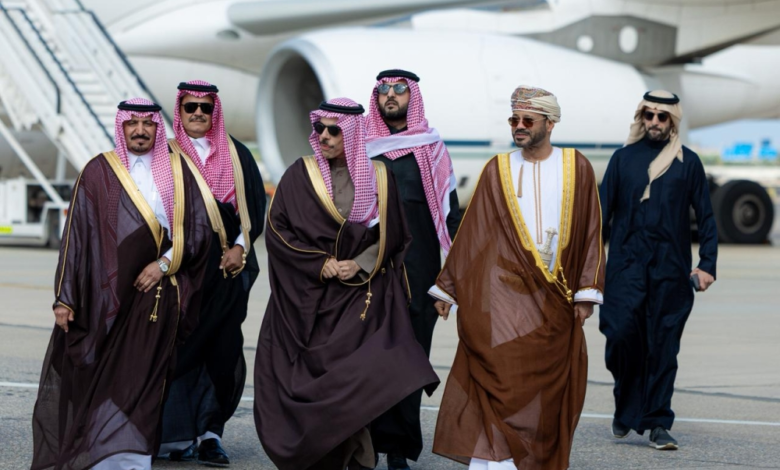 The Foreign Minister arrives in Muscat to chair the Saudi-Omani Coordination Council