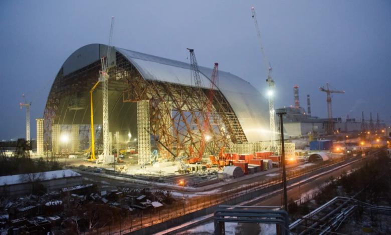 تحذيرات من كارثة في محطة تشيرنوبيل النووية بسبب القصف