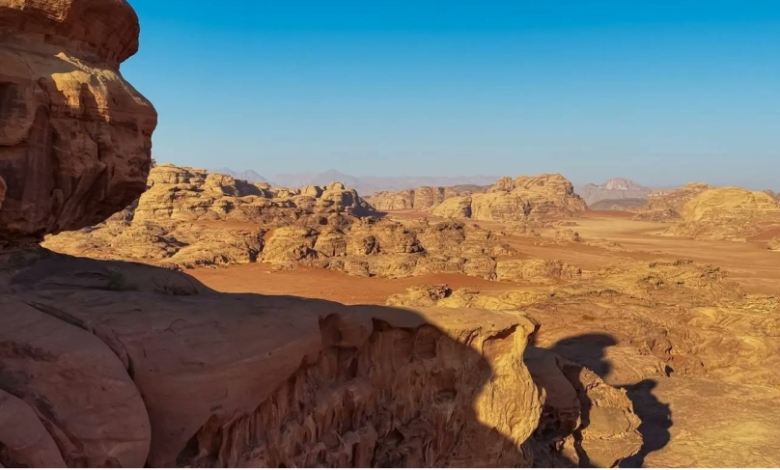 مطلات تبوك الصحراوية.. وجهة السياحة الشتوية الأولى