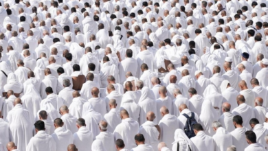 الشؤون الدينية تدعو للالتزام بآداب الجمعة في الحرمين