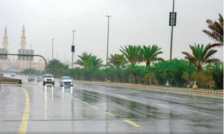 طقس جازان اليوم: أمطار وصواعق رعدية حتى السابعة مساءً