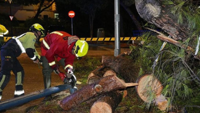 فيضانات مالقة تغمر القرى: تفاصيل الحالة الجوية في إسبانيا