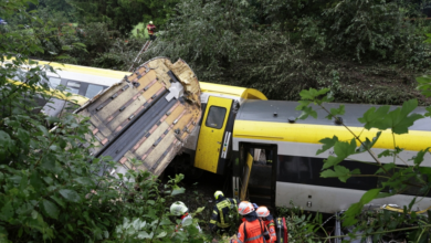 حادث قطار المكسيك: خروج قطار الممر بين المحيطين عن مساره