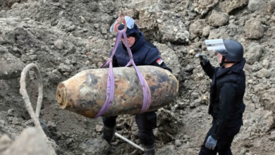 إزالة قنبلة أمريكية من الحرب العالمية الثانية في بلجراد