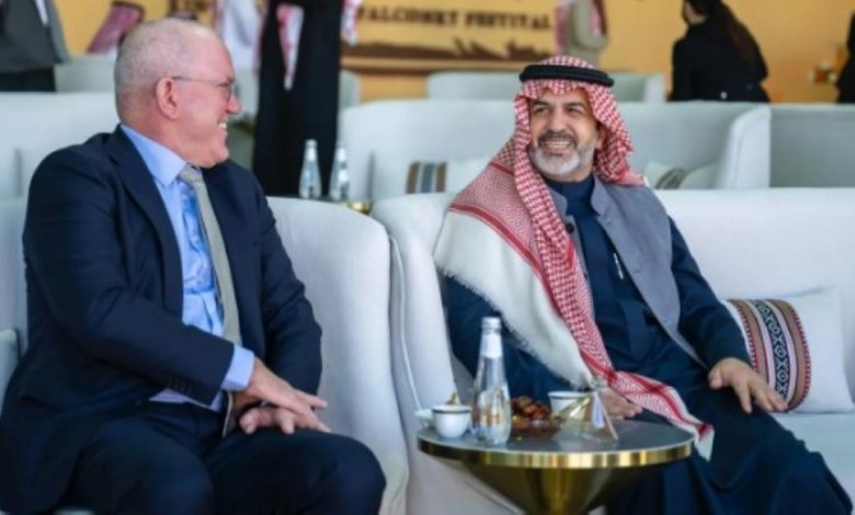 The Dutch ambassador visits the King Abdulaziz Falconry Festival 2025 and praises the technologies
