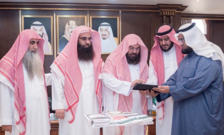 السديس يدشن مركز "هداية" بالمسجد النبوي لخدمة الزوار