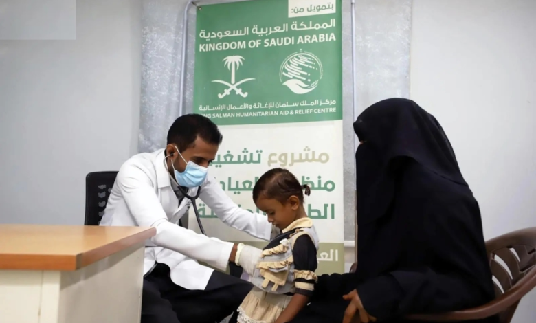 مركز الملك سلمان للإغاثة يعالج 526 مستفيداً في حجة اليمنية