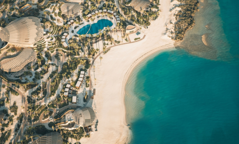 الهيئة السعودية للبحر الأحمر تعلن متطلبات مشغلي الشواطئ