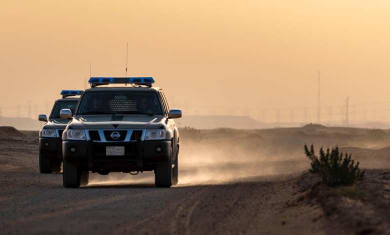 ضبط مخالف لنظام البيئة بحائل: جهود المجاهدين لحماية الغطاء النباتي