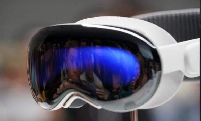 Smart headset that predicts epileptic seizures using artificial intelligence