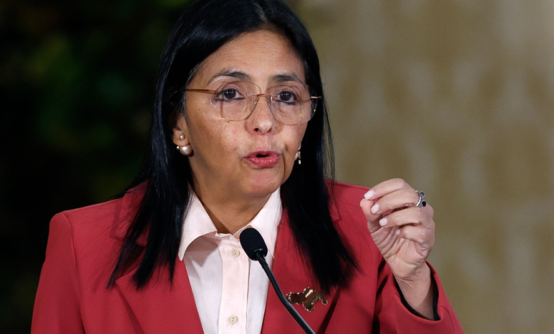 فنزويلا تشكل لجنة للإفراج عن مادورو المعتقل بأمريكا