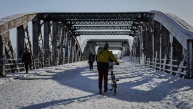 السفارة السعودية بفرنسا تحذر من ثلوج كثيفة وتأخر الرحلات