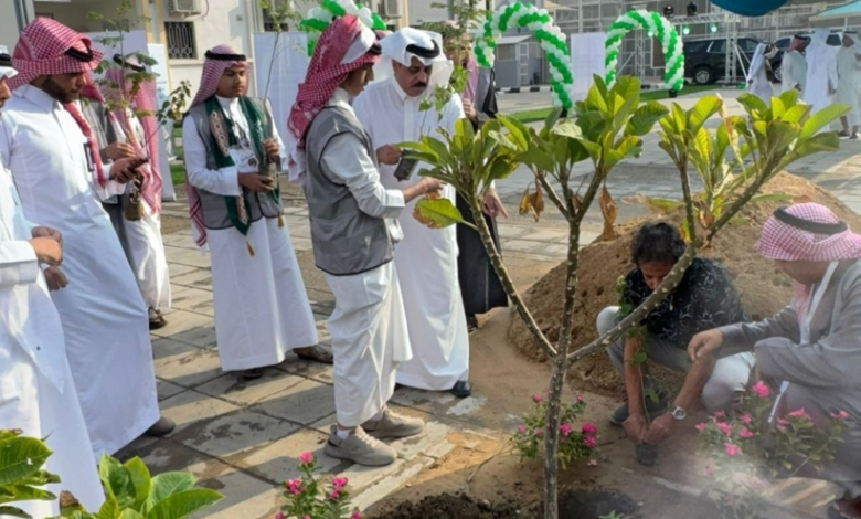 تعليم مكة يوزع 10 آلاف شتلة ضمن مبادرة المشتل الزراعي