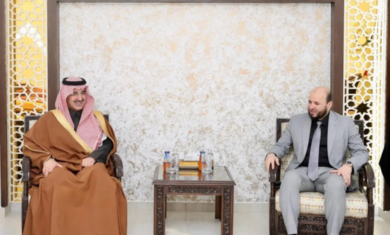 رئيس الصندوق السعودي للتنمية يبحث التعاون في دمشق
