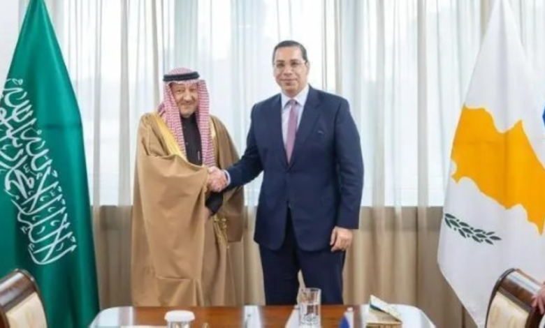 السعودية وقبرص تبحثان تعزيز العلاقات الثنائية في نيقوسيا