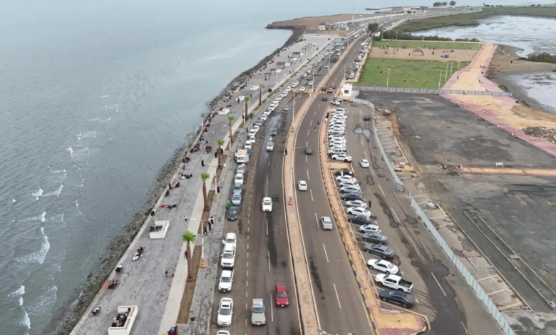 واجهات جازان البحرية تستقبل زوار إجازة منتصف العام