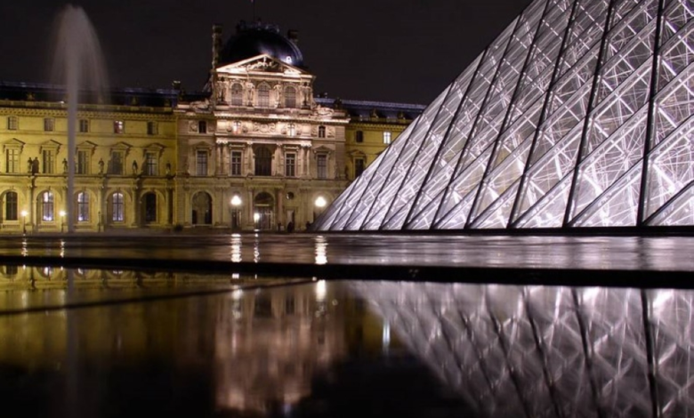 The Louvre Museum is closed again due to a staff strike and security concerns