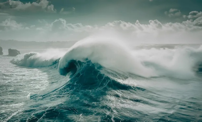 حالة الطقس اليوم: عواصف ترابية ورياح شديدة بالسعودية