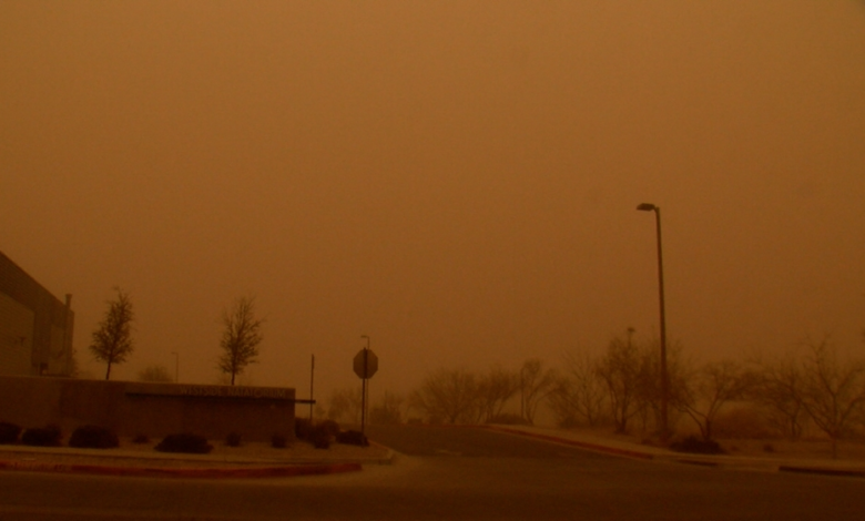 إنذار أحمر: عواصف ترابية في الحدود الشمالية والجوف وضباب بالشرقية