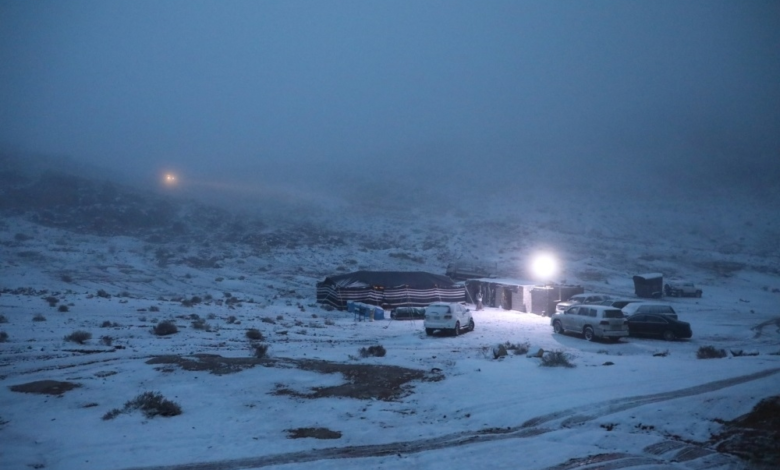 طقس الجمعة في السعودية: صقيع وغبار ورياح نشطة بـ 9 مناطق