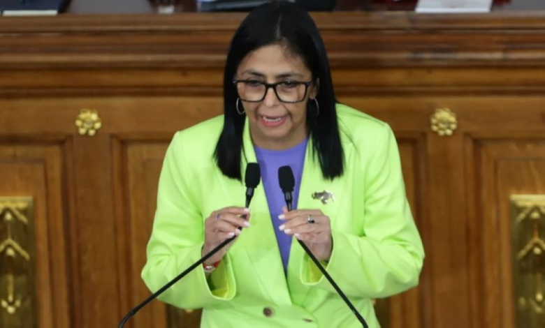 تفاصيل لقاء مدير الاستخبارات الأمريكية برئيسة فنزويلا في كراكاس