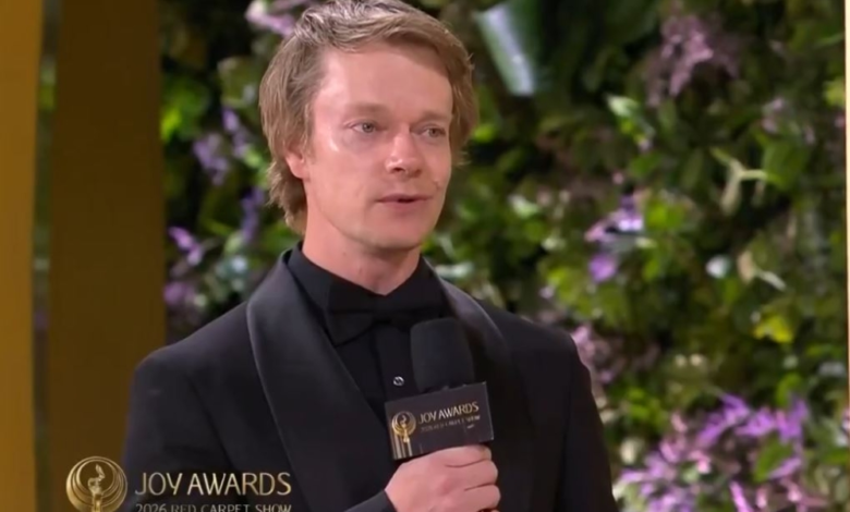 ألفي ألين يشيد بالسعودية في حفل Joy Awards 2026