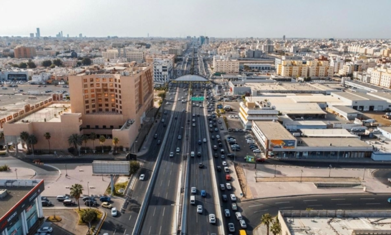Jeddah Municipality: Maintenance of 7 million square meters of roads and development of infrastructure