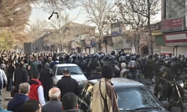 عودة الإنترنت في إيران جزئياً بعد حجب 10 أيام من الاحتجاجات