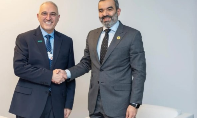 وزير الاتصالات يبحث في دافوس تعزيز البنية الرقمية وتقنيات الفضاء