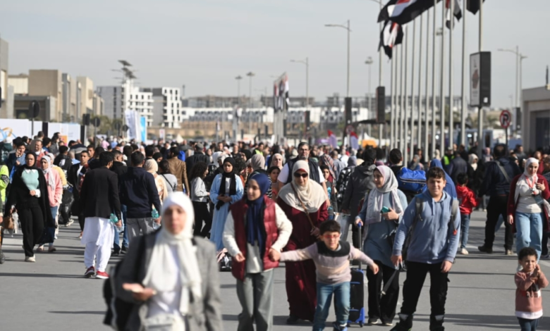 الشؤون الإسلامية توزع 50 ألف مصحف في معرض القاهرة للكتاب 2026