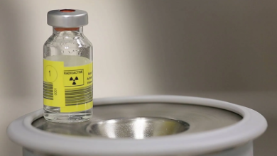 التخصصي يطلق النقل الجوي للمستحضرات المشعة لعلاج الأورام