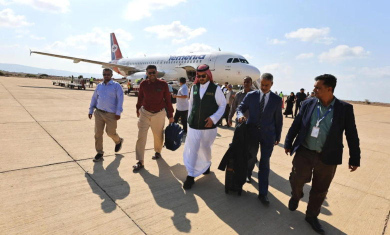 منحة المشتقات النفطية السعودية تصل سقطرى لدعم الكهرباء