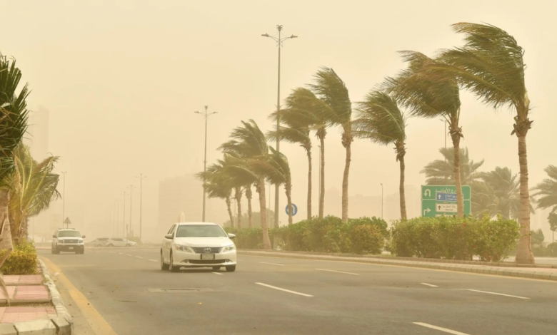 Weather alert: Dust and wind in Mecca and Al-Jumum, reduced visibility