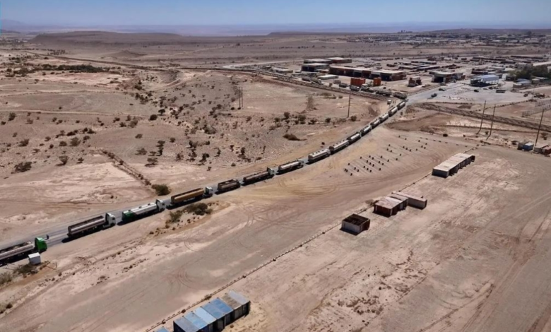 السعودية تبدأ ضخ المشتقات النفطية لإنارة 70 محطة يمنية