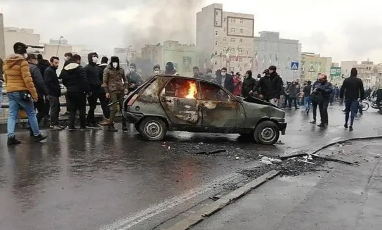 فرنسا ترفض التدخل العسكري في إيران وتدعم الاحتجاجات الشعبية