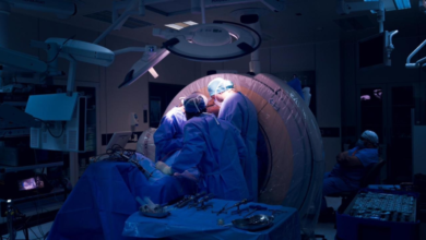 مكة المكرمة: إنقاذ 260 مريضاً بتدخلات دماغية دقيقة في 2025