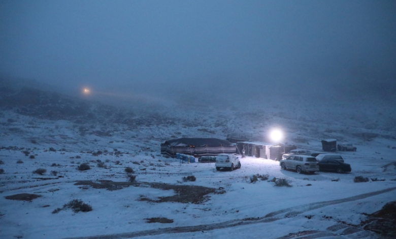 طقس السعودية: القريات وحائل عند درجة واحدة وغبار يحجب الرؤية