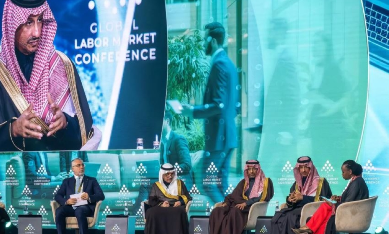 وزير السياحة: مليون وظيفة في قطاع السياحة السعودي ورؤية 2030